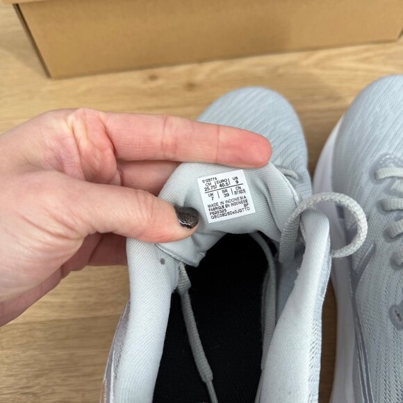 Asics Womens Versablast 4 Running Shoes Size 9 Gray White Gym Comfort 1012B775 - Picture 10 of 15